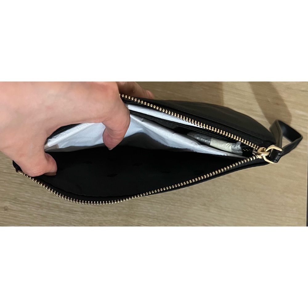 (โ To Twincherry11โs ๐ฆ) K.S New York Black Nylon Chelsea Medium Wristlet Pouch - Picture 4 of 15